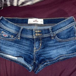 Low rise short shorts